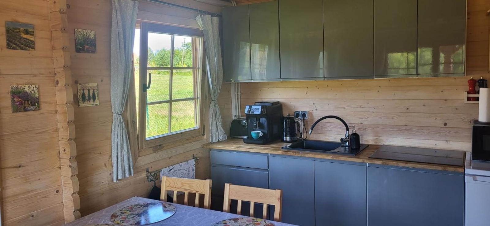 Brzozami Malowane Holiday home *